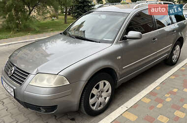 Універсал Volkswagen Passat 2001 в Києві