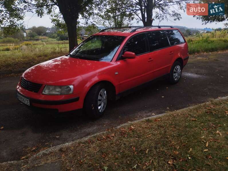 Универсал Volkswagen Passat 2000 в Костополе