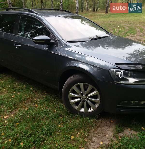 Универсал Volkswagen Passat 2013 в Черняхове фото 10 Универсал Volkswagen Passat 2013 в Черняхове