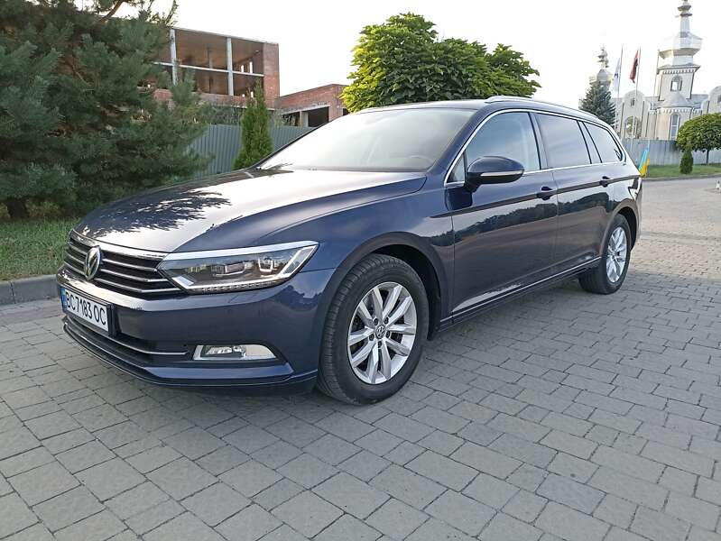 Універсал Volkswagen Passat 2017 в Львові