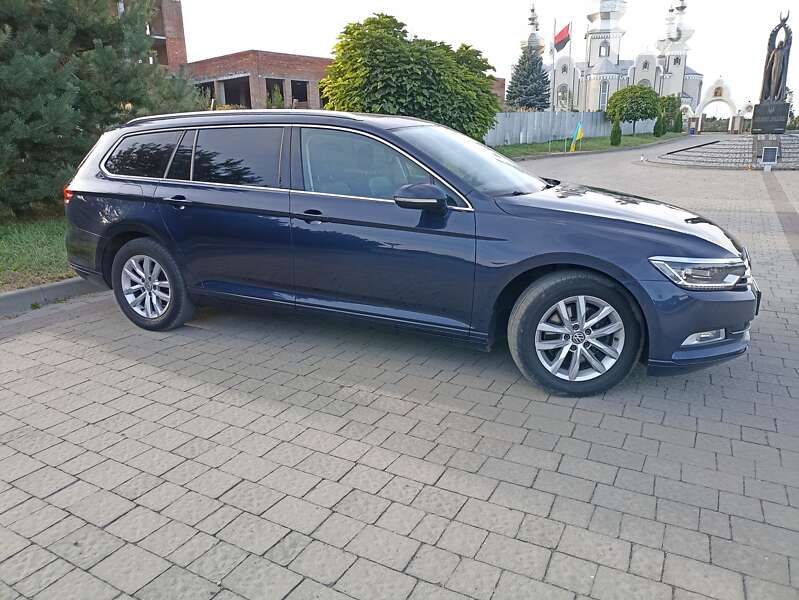Універсал Volkswagen Passat 2017 в Львові