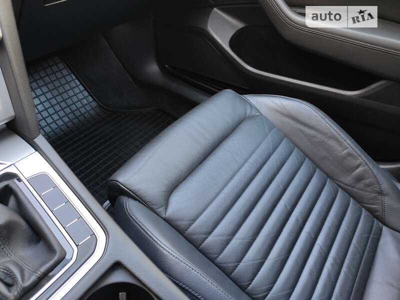 Універсал Volkswagen Passat 2017 в Львові