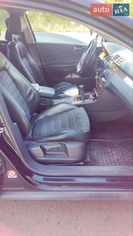 Седан Volkswagen Passat 2006 в Березівці