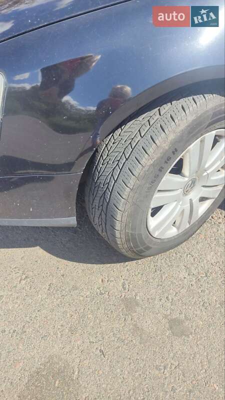 Седан Volkswagen Passat 2006 в Березівці