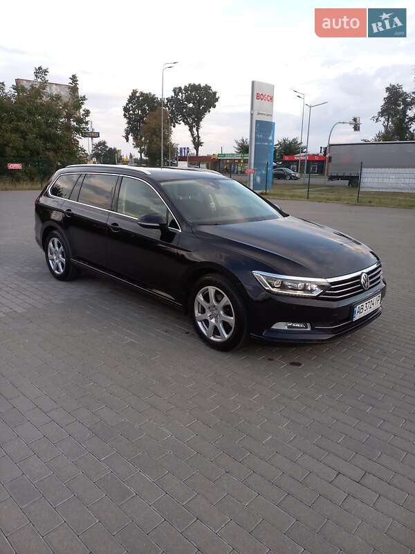 Универсал Volkswagen Passat 2018 в Калиновке фото 4 Универсал Volkswagen Passat 2018 в Калиновке