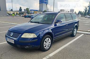 Универсал Volkswagen Passat 2004 в Киеве