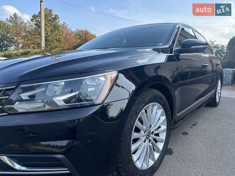 Седан Volkswagen Passat 2016 в Тернополе