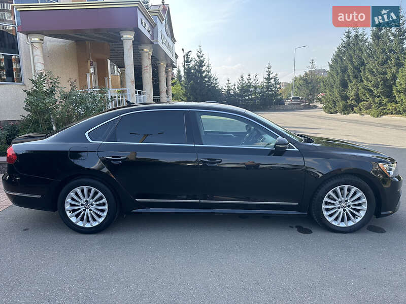 Седан Volkswagen Passat 2016 в Тернополе