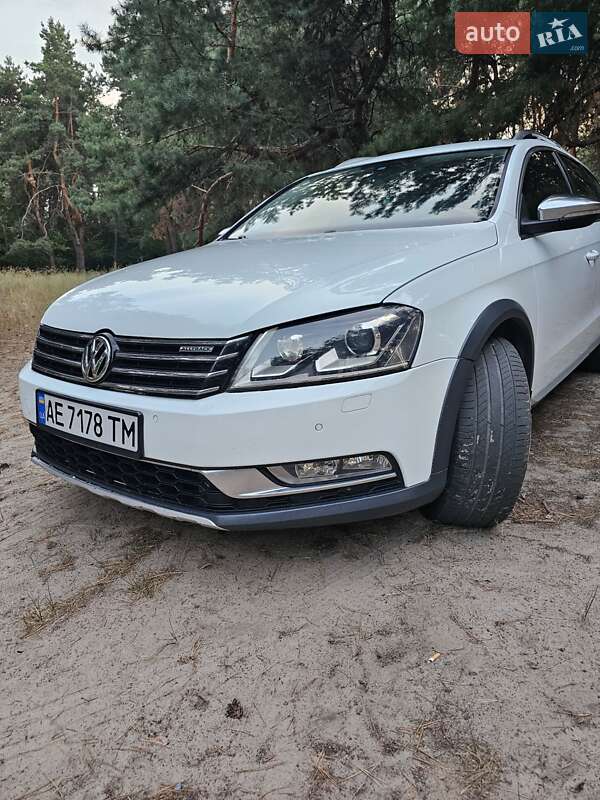 Универсал Volkswagen Passat 2012 в Павлограде фото 4 Универсал Volkswagen Passat 2012 в Павлограде