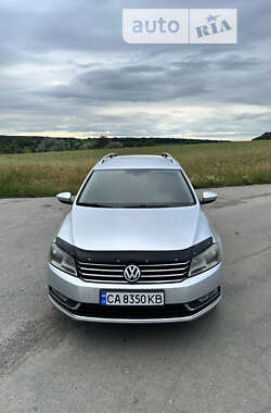 Універсал Volkswagen Passat 2012 в Умані