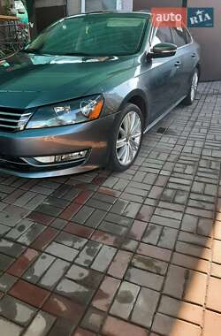 Седан Volkswagen Passat 2013 в Кривом Роге
