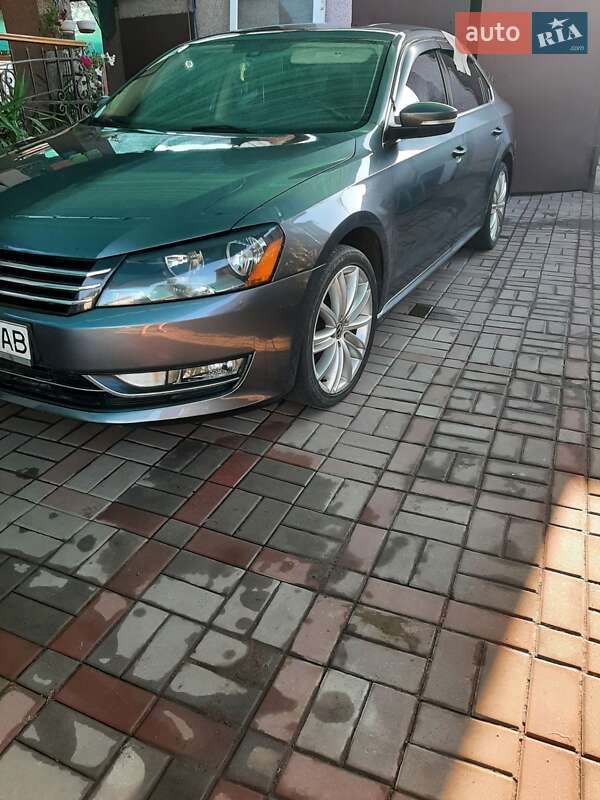 Седан Volkswagen Passat 2013 в Кривом Роге