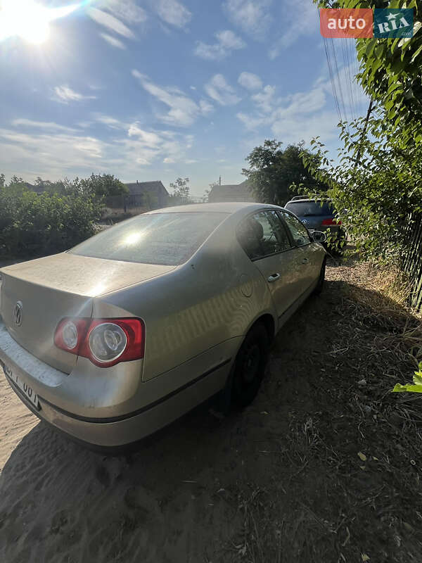 Седан Volkswagen Passat 2006 в Краматорську
