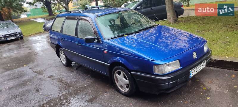 Универсал Volkswagen Passat 1992 в Хмельницком