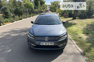 Седан Volkswagen Passat 2014 в Кривому Розі