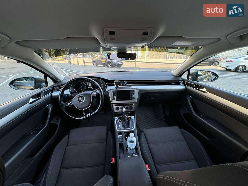 Универсал Volkswagen Passat 2015 в Днепре
