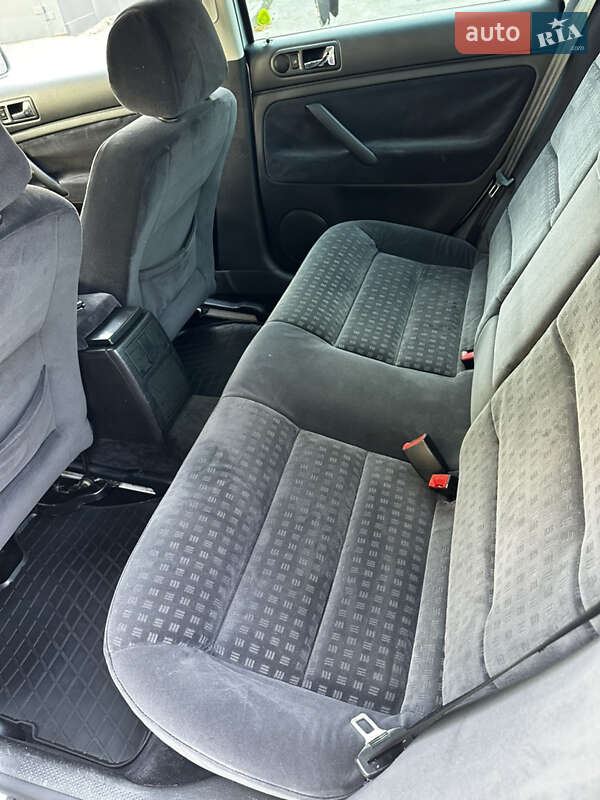 Седан Volkswagen Passat 2002 в Днепре фото 9 Седан Volkswagen Passat 2002 в Днепре