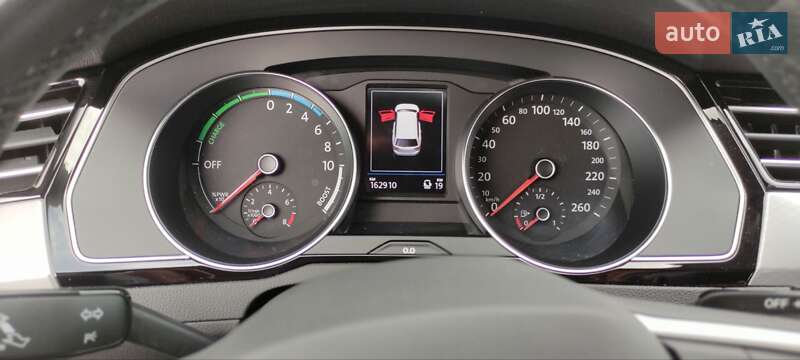 Универсал Volkswagen Passat 2021 в Харькове