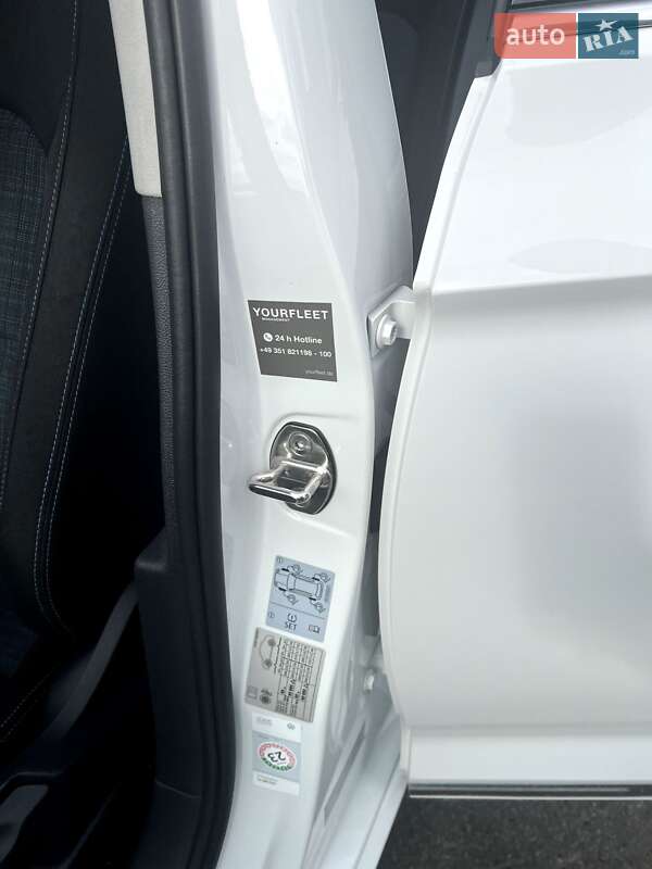 Универсал Volkswagen Passat 2021 в Харькове