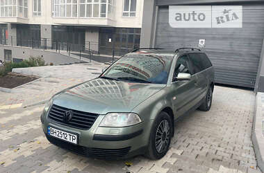 Универсал Volkswagen Passat 2001 в Одессе