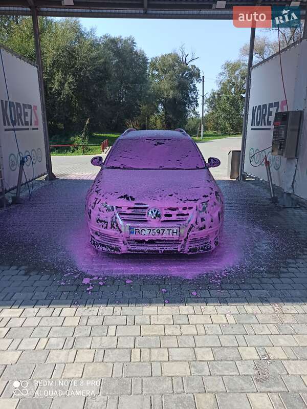 Універсал Volkswagen Passat 2008 в Миколаєві