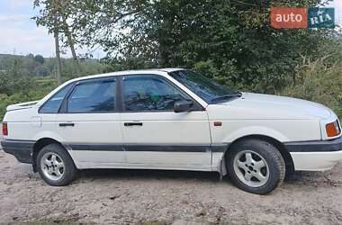 Седан Volkswagen Passat 1988 в 