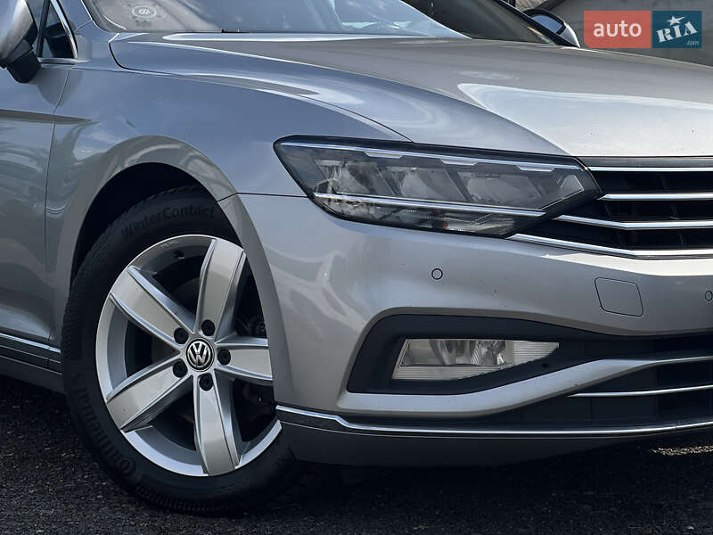 Універсал Volkswagen Passat 2019 в Ужгороді