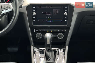 Универсал Volkswagen Passat 2019 в 