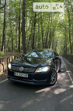 Седан Volkswagen Passat 2014 в Луцке