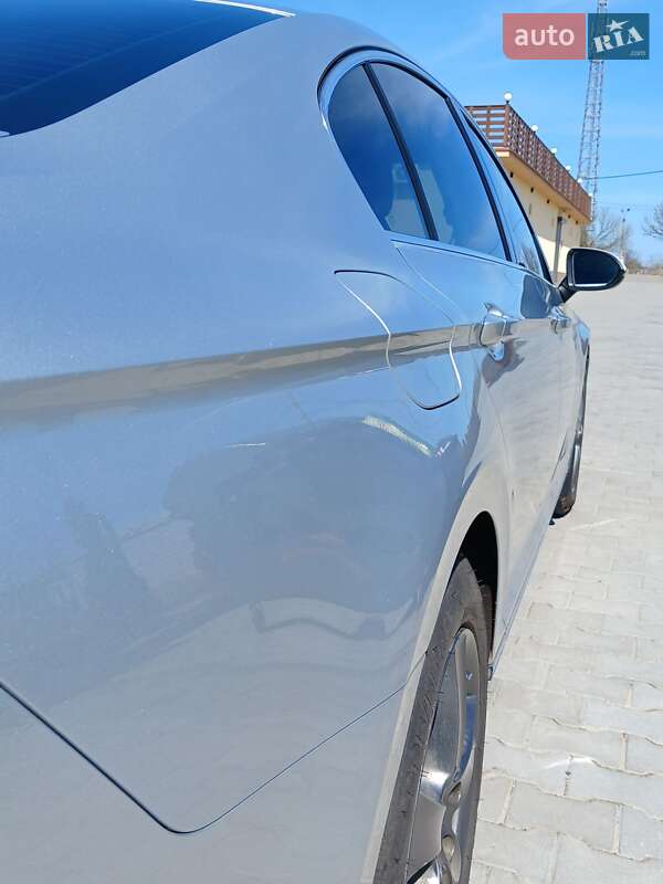 Седан Volkswagen Passat 2016 в Южном