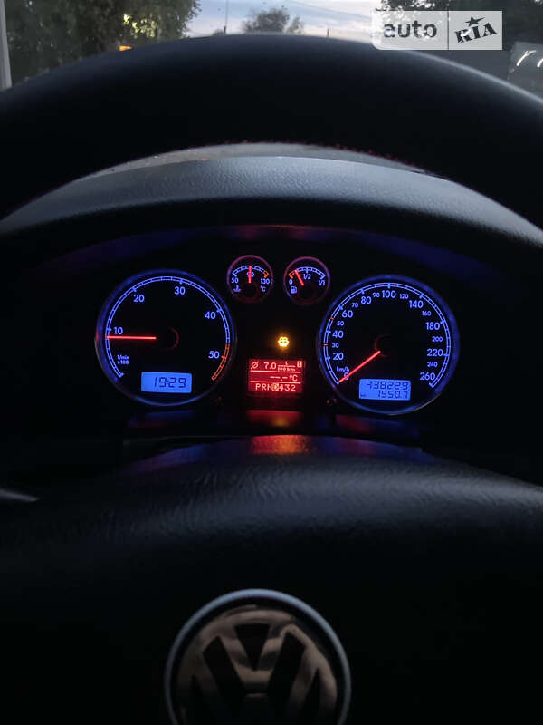 Седан Volkswagen Passat 2002 в Хмельницком фото 8 Седан Volkswagen Passat 2002 в Хмельницком