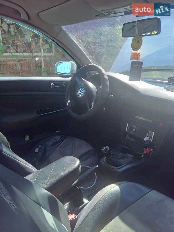 Универсал Volkswagen Passat 1998 в Никополе