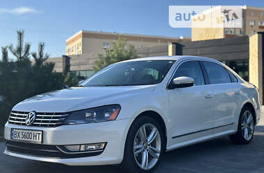 Седан Volkswagen Passat 2012 в Хмельницком