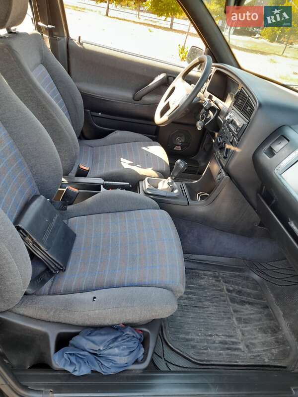 Универсал Volkswagen Passat 1992 в Черкассах