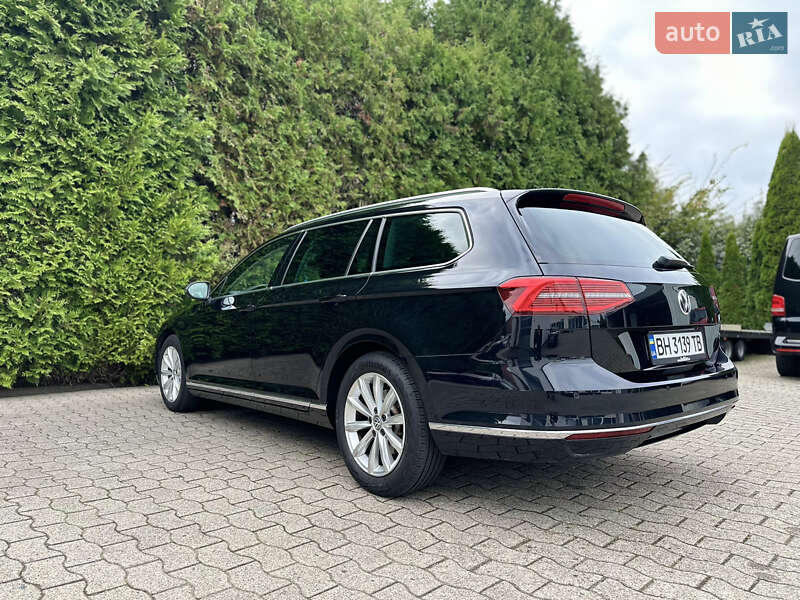 Универсал Volkswagen Passat 2017 в Одессе