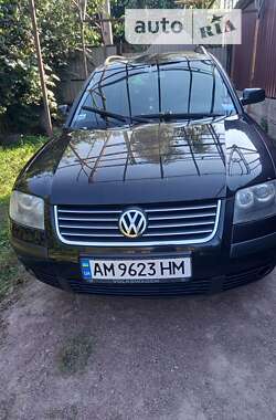 Универсал Volkswagen Passat 2002 в Коростене