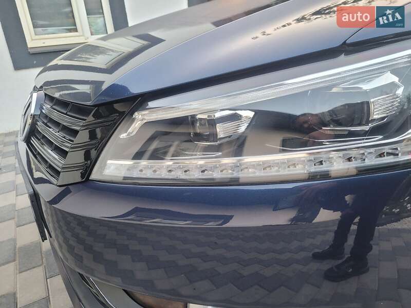 Седан Volkswagen Passat 2014 в Запоріжжі