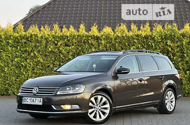 Універсал Volkswagen Passat 2011 в Стрию