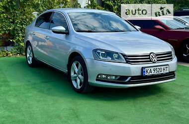 Седан Volkswagen Passat 2011 в Одесі