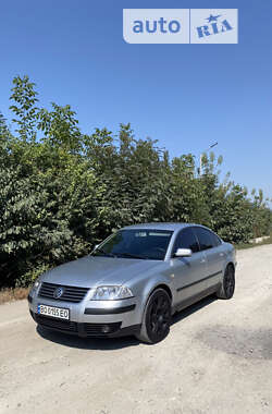 Седан Volkswagen Passat 2002 в Тернополі