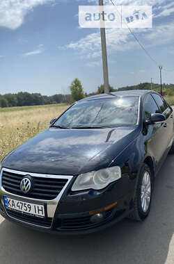 Седан Volkswagen Passat 2008 в Києві