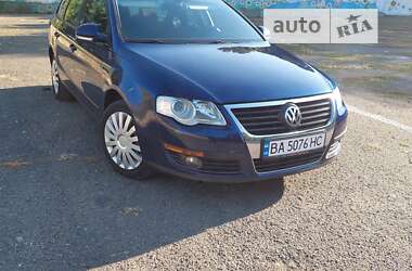 Универсал Volkswagen Passat 2006 в Благовещенском