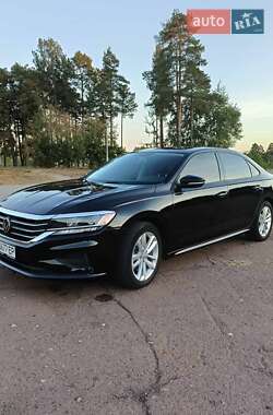 Седан Volkswagen Passat 2020 в Славутиче