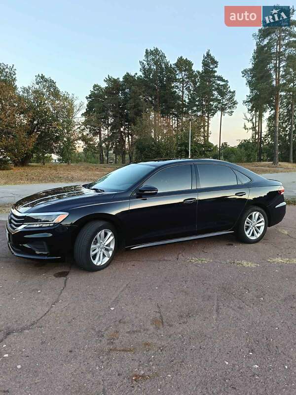 Седан Volkswagen Passat 2020 в Славутиче