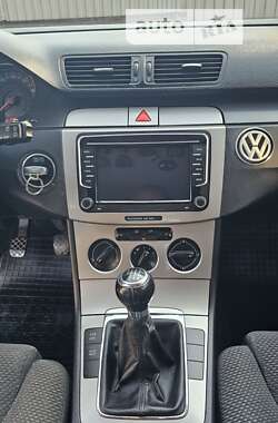 Универсал Volkswagen Passat 2007 в Черновцах