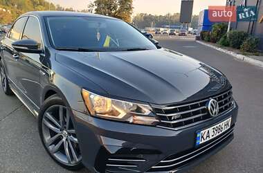 Седан Volkswagen Passat 2017 в 