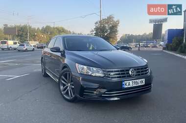 Седан Volkswagen Passat 2017 в 