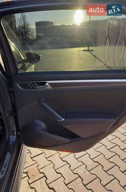 Седан Volkswagen Passat 2017 в 