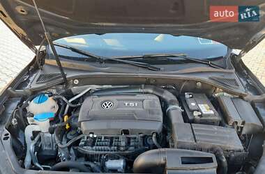 Седан Volkswagen Passat 2017 в 