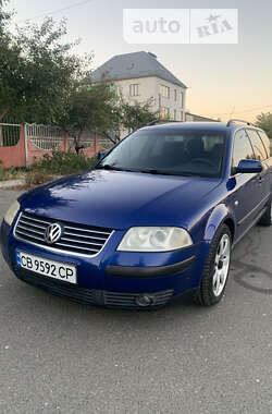 Універсал Volkswagen Passat 2000 в Чернігові